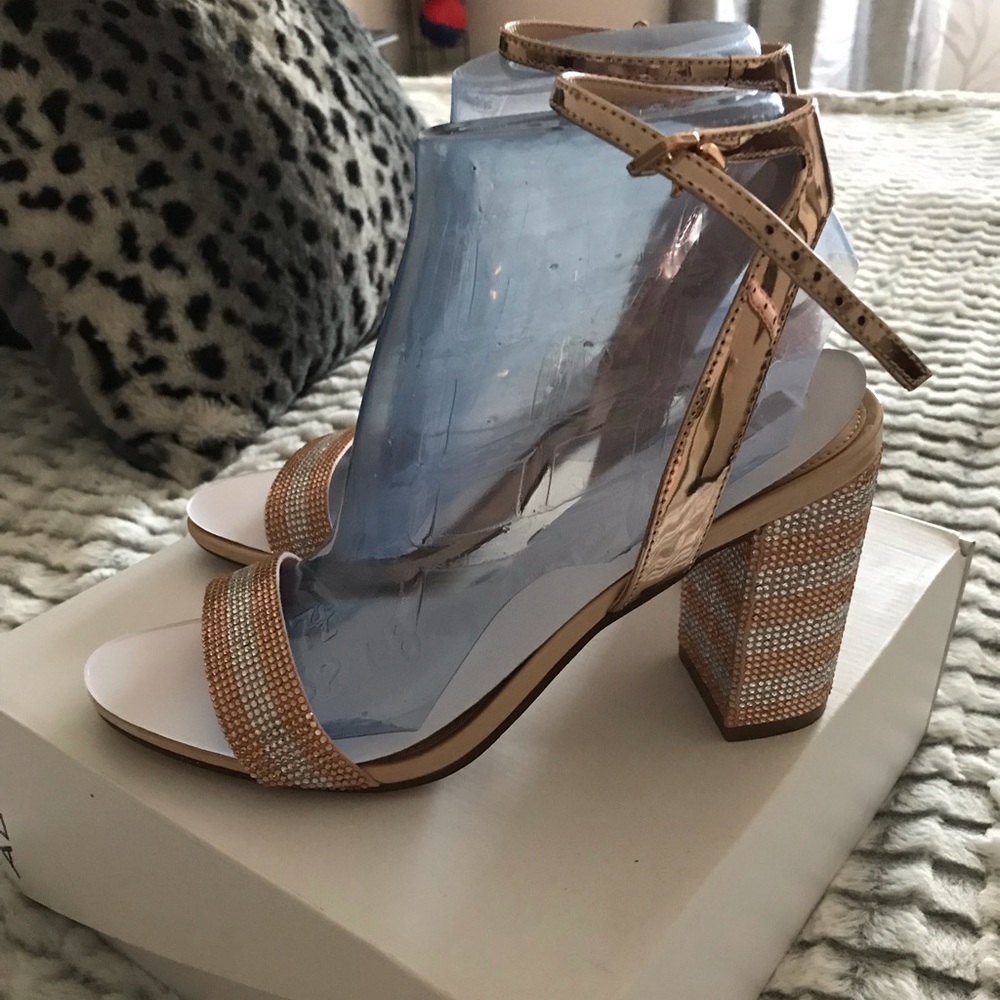 Beautiful sparkly ALDO shoes